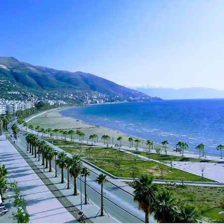 Lungo Mare Apartment